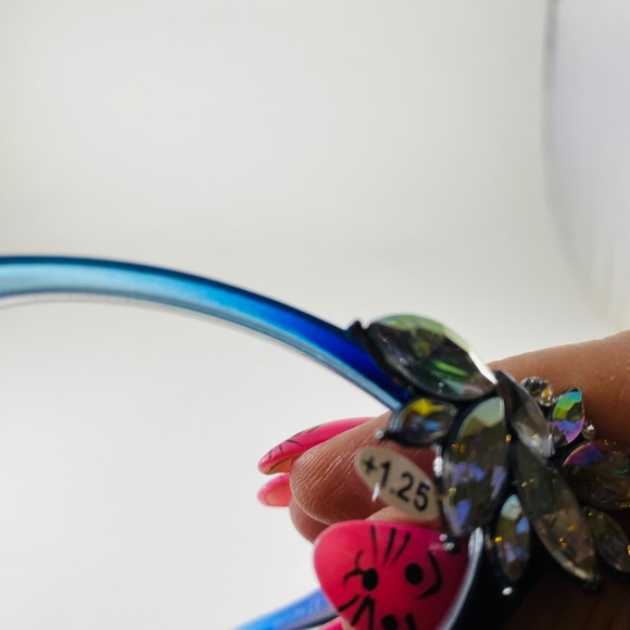 Retro Readers Custom, Blue Ombre Frames w/Ab Rhinestones, +1.25 Reading Glasses - Picture 7 of 7